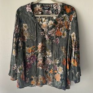 Johnny Was Workshop size M  soft cool flowy beautiful print